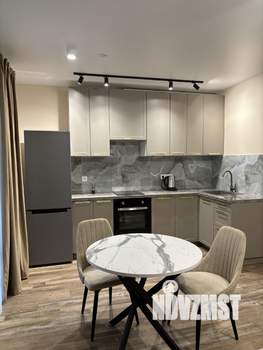 Студия квартира, на длительный срок, 40м2, 2/9 этаж