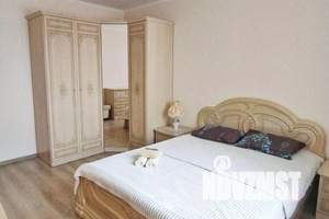 2-к квартира, посуточно, 64м2, 8/25 этаж