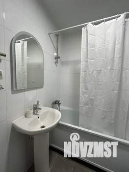 2-к квартира, посуточно, 38м2, 2/17 этаж