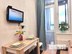 Студия квартира, посуточно, 21м2, 23/25 этаж