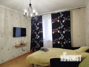 1-к квартира, посуточно, 35м2, 4/10 этаж