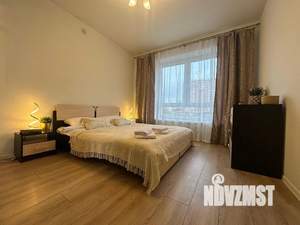 1-к квартира, посуточно, 45м2, 3/25 этаж