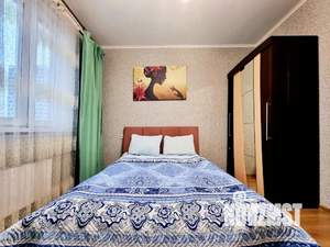 3-к квартира, посуточно, 85м2, 1/1 этаж