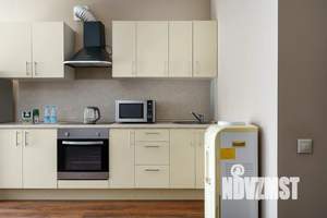 Студия квартира, посуточно, 40м2, 3/9 этаж