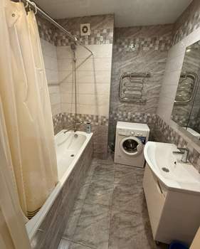 3-к квартира, на длительный срок, 90м2, 5/7 этаж