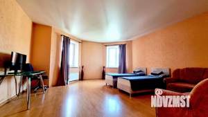 2-к квартира, посуточно, 75м2, 1/1 этаж