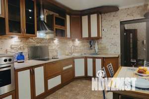 2-к квартира, посуточно, 64м2, 2/17 этаж