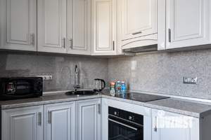 1-к квартира, посуточно, 38м2, 8/23 этаж
