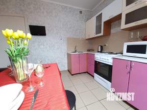 1-к квартира, посуточно, 36м2, 1/1 этаж