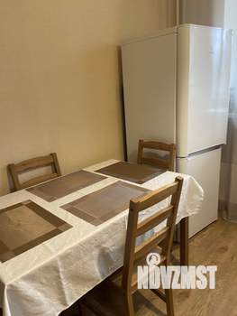 1-к квартира, на длительный срок, 42м2, 3/17 этаж