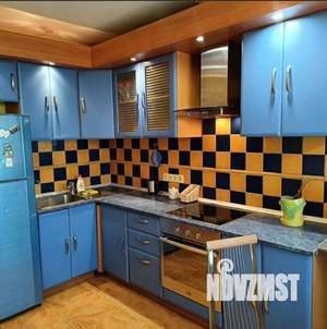 2-к квартира, посуточно, 70м2, 1/1 этаж