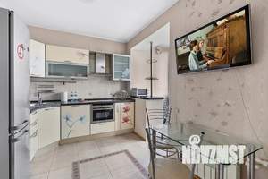 1-к квартира, посуточно, 40м2, 8/15 этаж