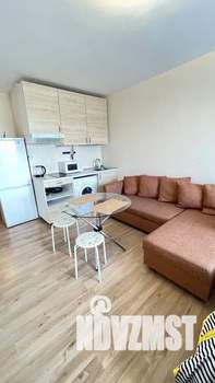 Студия квартира, посуточно, 27м2, 3/17 этаж
