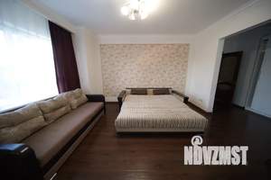 2-к квартира, посуточно, 65м2, 4/17 этаж