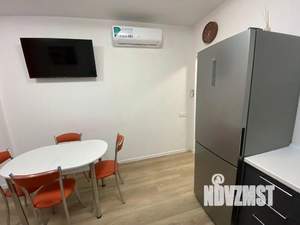 1-к квартира, посуточно, 37м2, 1/1 этаж