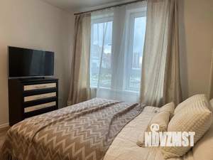 1-к квартира, посуточно, 40м2, 3/25 этаж