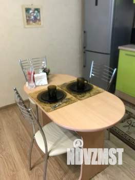 Студия квартира, посуточно, 34м2, 8/20 этаж