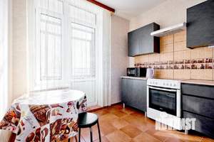 1-к квартира, посуточно, 44м2, 1/1 этаж