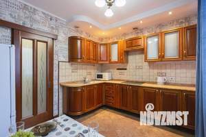 3-к квартира, посуточно, 50м2, 1/1 этаж
