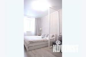 1-к квартира, посуточно, 43м2, 3/17 этаж