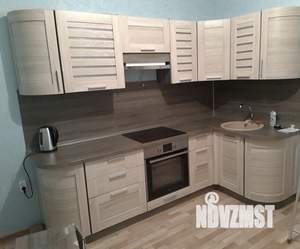 1-к квартира, на длительный срок, 42м2, 11/17 этаж