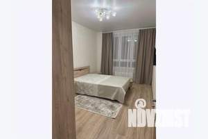 1-к квартира, посуточно, 38м2, 22/25 этаж