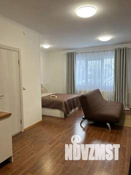 Студия квартира, посуточно, 33м2, 2/3 этаж