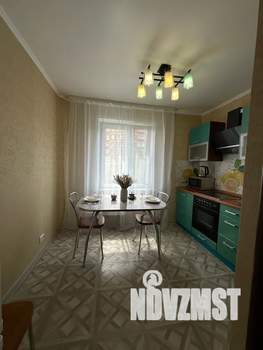 1-к квартира, посуточно, 41м2, 3/10 этаж