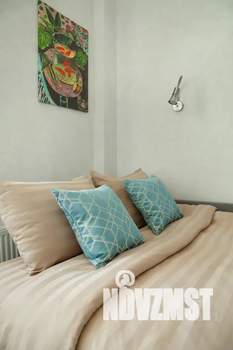 Студия квартира, посуточно, 21м2, 23/25 этаж