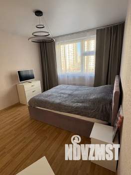 1-к квартира, посуточно, 37м2, 5/17 этаж