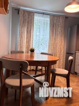 1-к квартира, посуточно, 54м2, 1/9 этаж