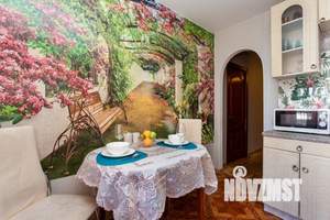 3-к квартира, посуточно, 72м2, 1/1 этаж