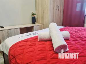 Студия квартира, посуточно, 27м2, 17/17 этаж