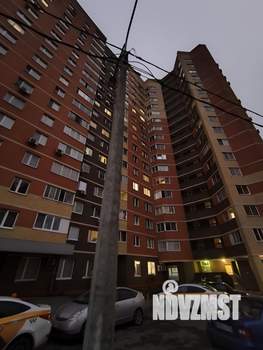 2-к квартира, вторичка, 63м2, 9/17 этаж