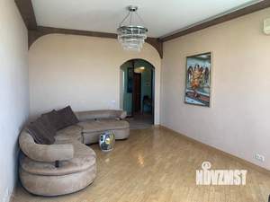 3-к квартира, вторичка, 100м2, 9/17 этаж