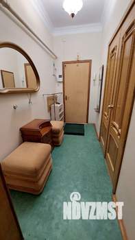 2-к квартира, вторичка, 57м2, 1/4 этаж