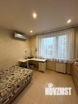 3-к квартира, вторичка, 74м2, 9/17 этаж