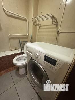 2-к квартира, вторичка, 42м2, 1/4 этаж