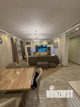 3-к квартира, вторичка, 82м2, 6/25 этаж