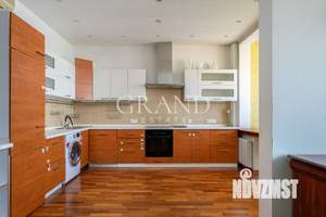 3-к квартира, вторичка, 117м2, 12/18 этаж