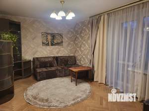 2-к квартира, вторичка, 42м2, 5/5 этаж