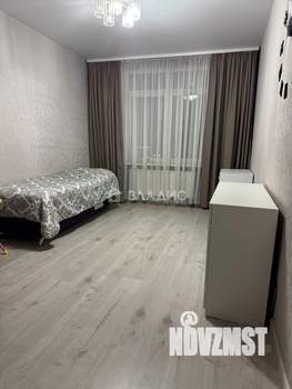 3-к квартира, вторичка, 76м2, 1/25 этаж