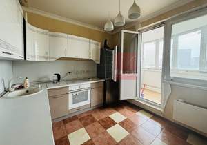 1-к квартира, вторичка, 42м2, 7/17 этаж
