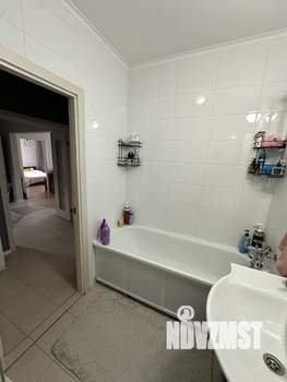 3-к квартира, вторичка, 57м2, 9/24 этаж