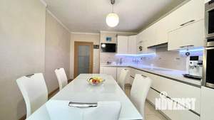 3-к квартира, вторичка, 95м2, 9/17 этаж