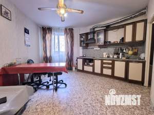 2-к квартира, вторичка, 80м2, 1/17 этаж