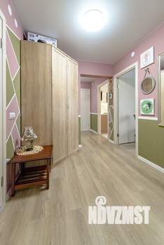 3-к квартира, вторичка, 72м2, 3/25 этаж