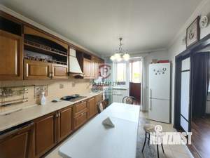 3-к квартира, вторичка, 90м2, 6/12 этаж