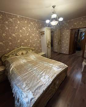 3-к квартира, вторичка, 83м2, 1/3 этаж