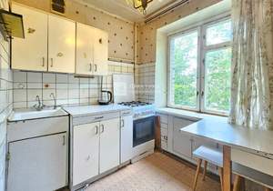 3-к квартира, вторичка, 58м2, 3/5 этаж